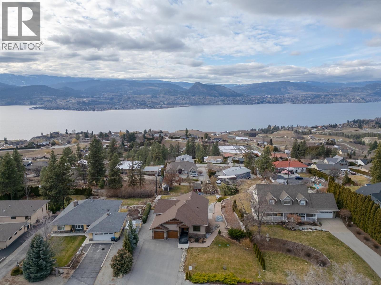 2765 Winifred Road, Naramata, British Columbia  V0H 1N1 - Photo 3 - 10375308