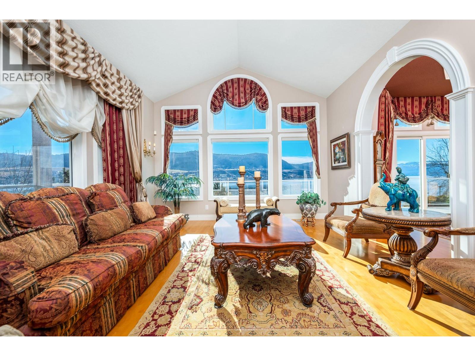 7504 Kennedy Lane, Vernon, British Columbia  V1H 1C4 - Photo 10 - 10375008