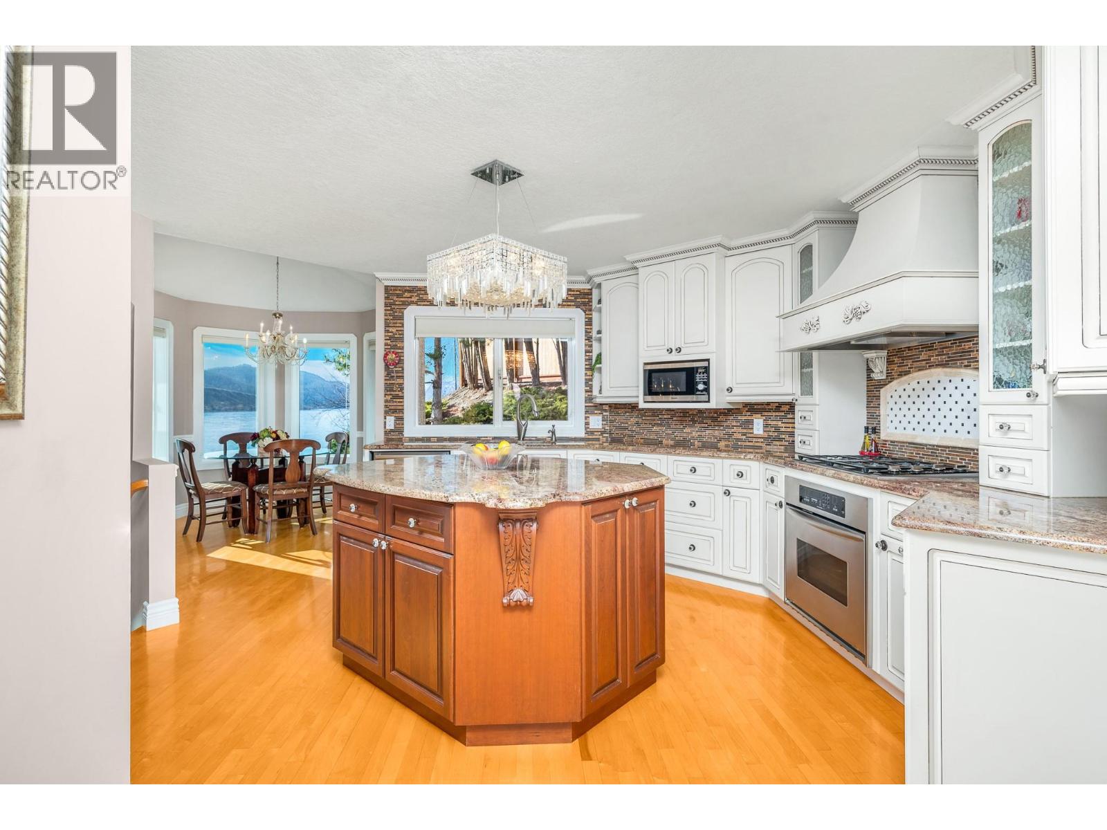 7504 Kennedy Lane, Vernon, British Columbia  V1H 1C4 - Photo 15 - 10375008