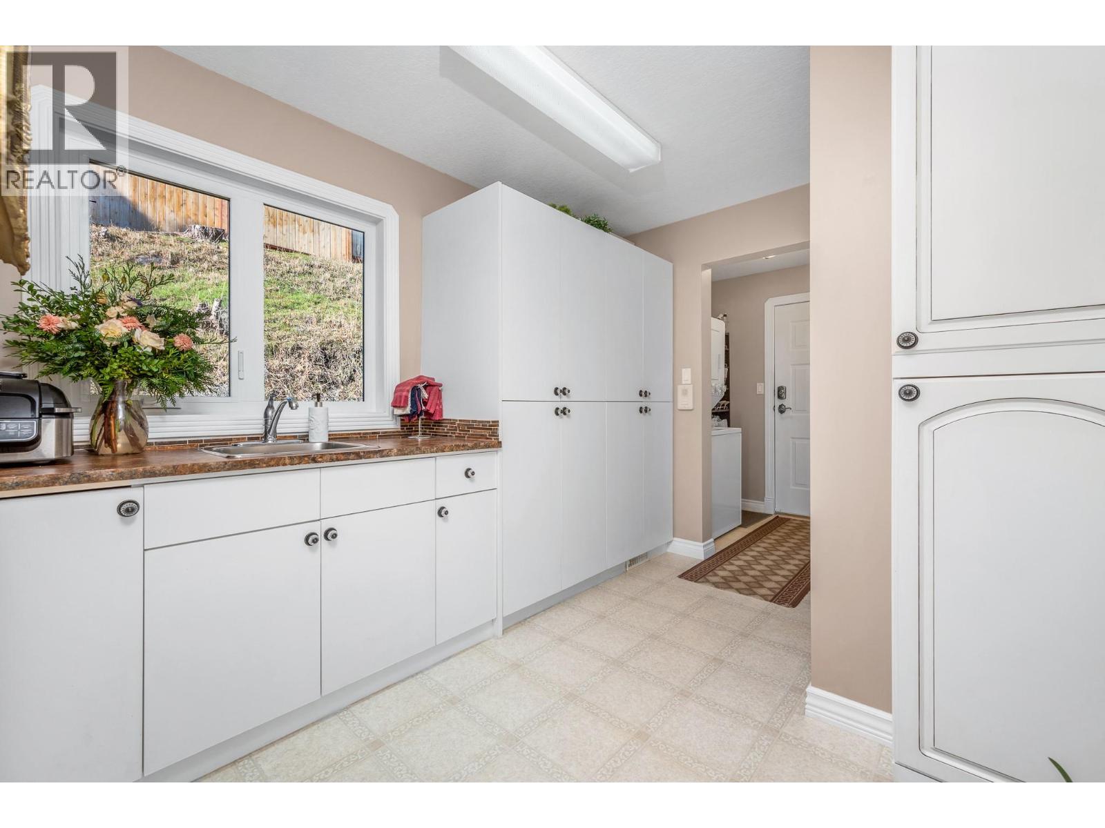 7504 Kennedy Lane, Vernon, British Columbia  V1H 1C4 - Photo 21 - 10375008