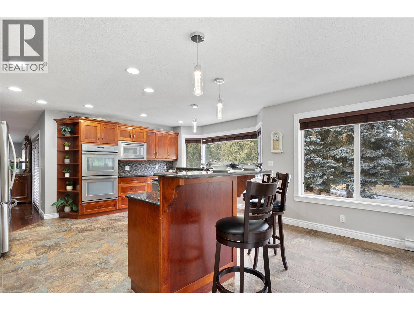 2746 Balmoral Road, Blind Bay, British Columbia  V0E 1H1 - Photo 37 - 10374879