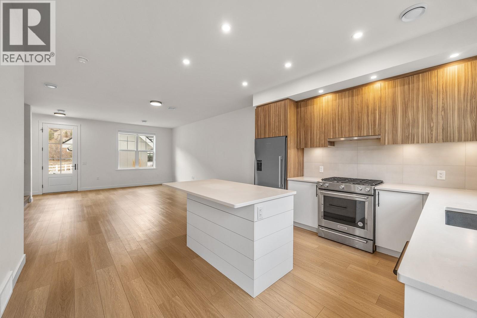 1308 Cedar Street Unit# 6, Okanagan Falls, British Columbia  V0H 1R4 - Photo 4 - 10375252