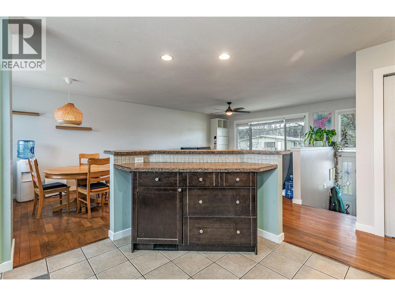 1005 Mitchell Road, Kelowna, British Columbia  V1X 3W7 - Photo 10 - 10375804