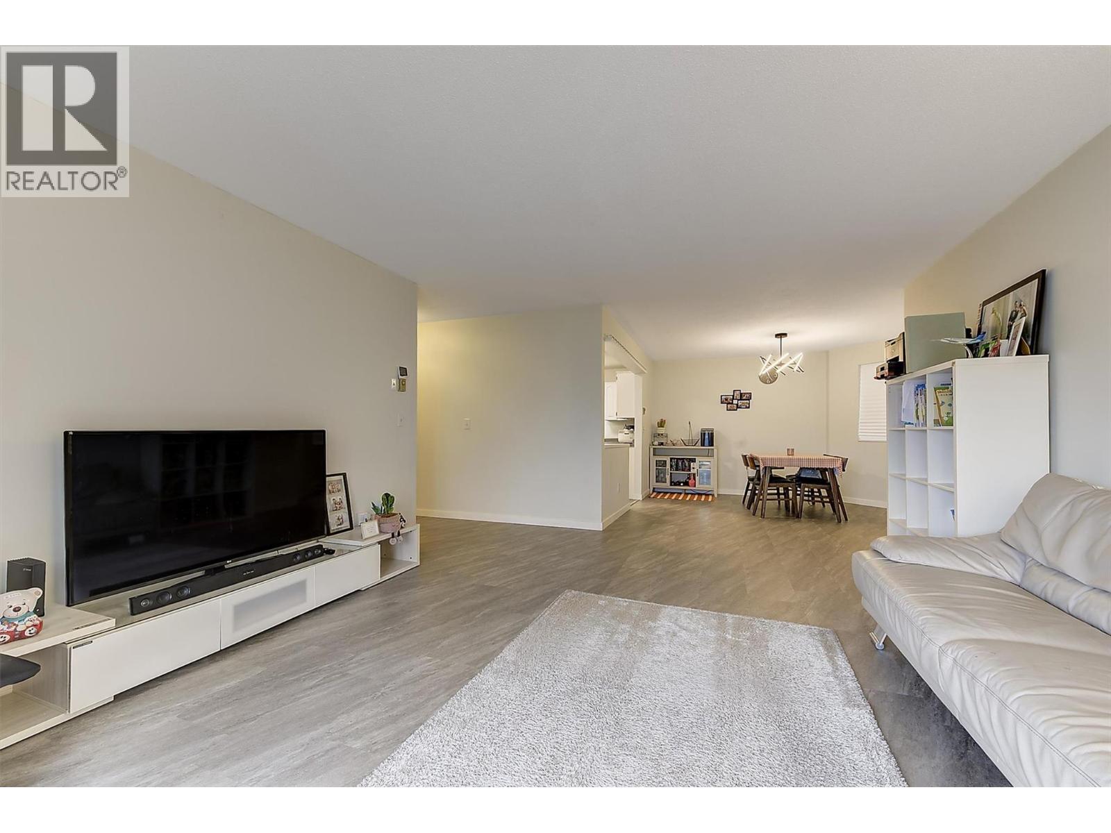 1534 Lawrence Avenue Unit# 203, Kelowna, British Columbia  V1Y 6M8 - Photo 5 - 10375568