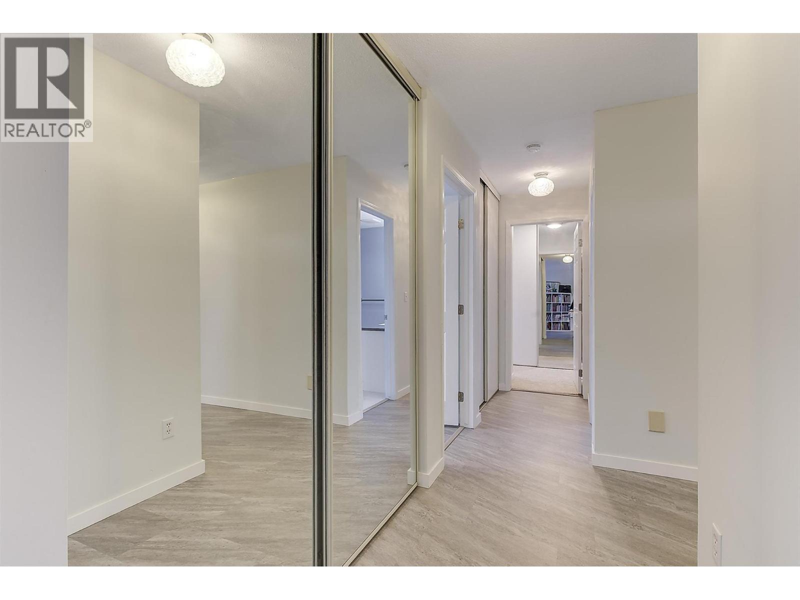 1534 Lawrence Avenue Unit# 203, Kelowna, British Columbia  V1Y 6M8 - Photo 9 - 10375568