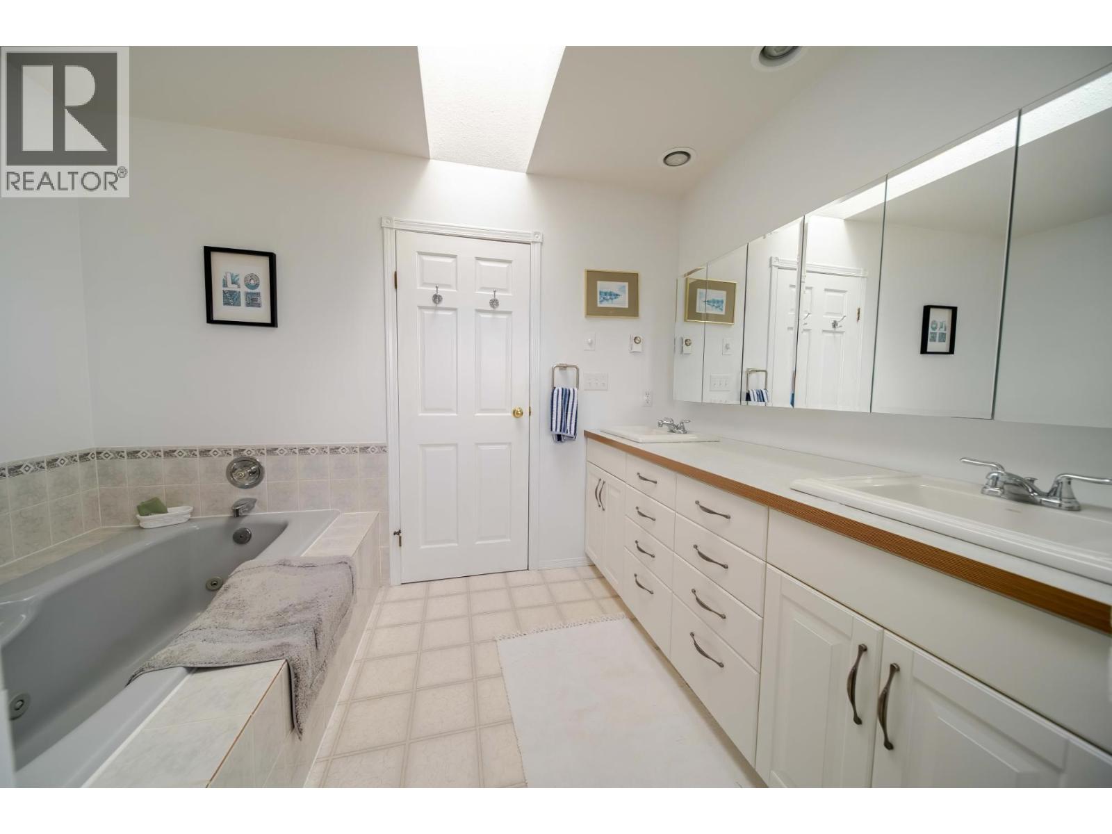 9617 Clearview Road, Cranbrook, British Columbia  V1C 7E2 - Photo 46 - 10375525