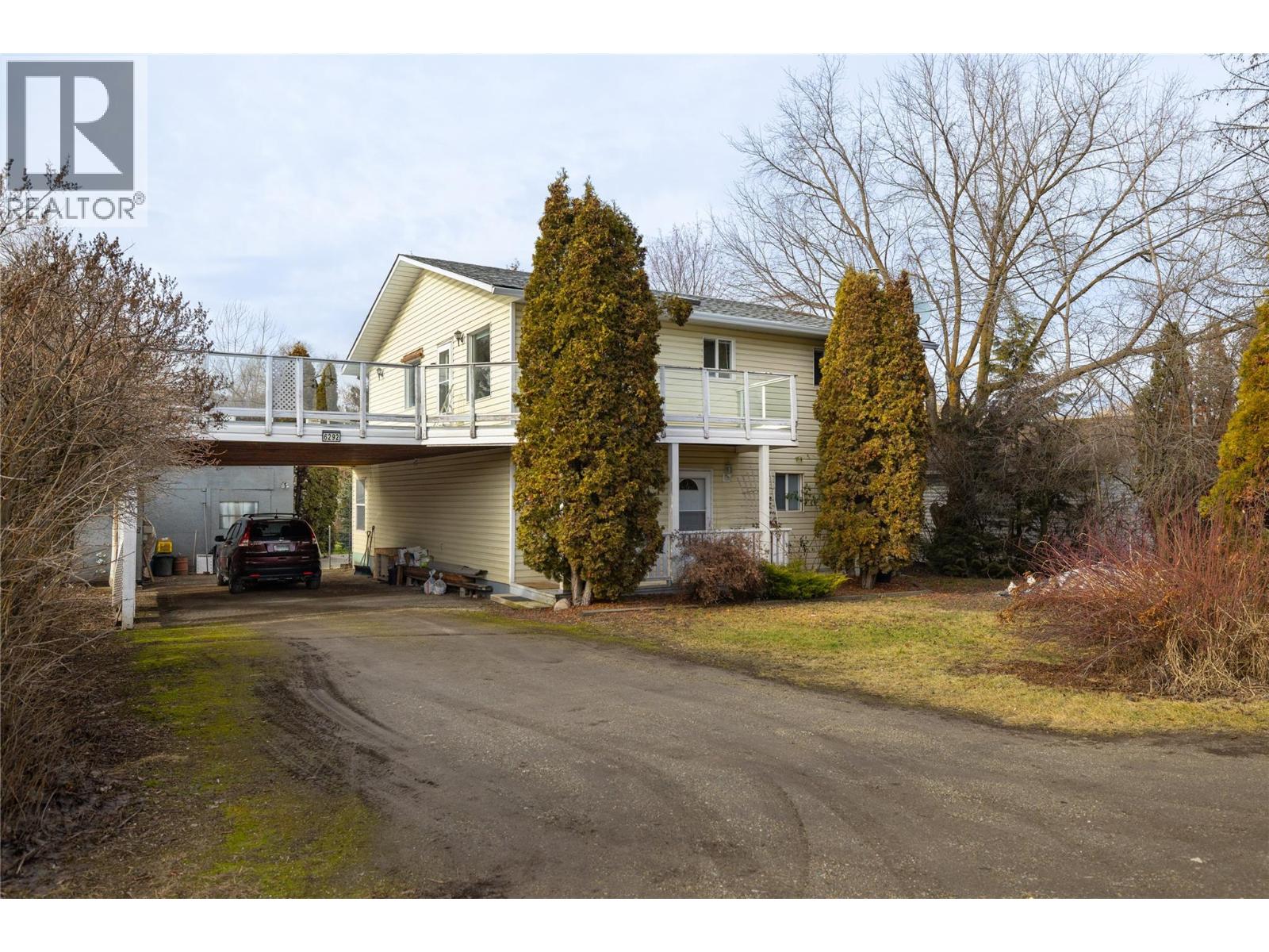 6292 Stickle Road, Vernon, British Columbia  V1B 3R2 - Photo 1 - 10375900