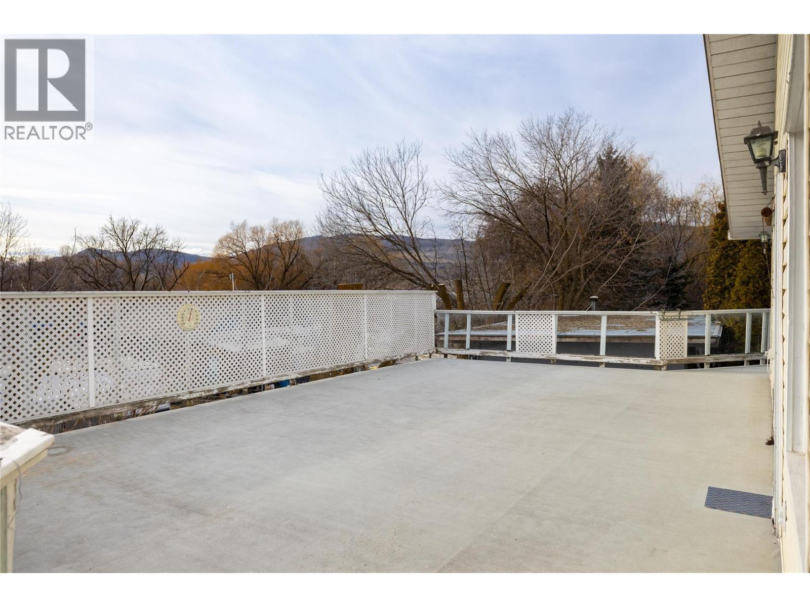 6292 Stickle Road, Vernon, British Columbia  V1B 3R2 - Photo 23 - 10375900