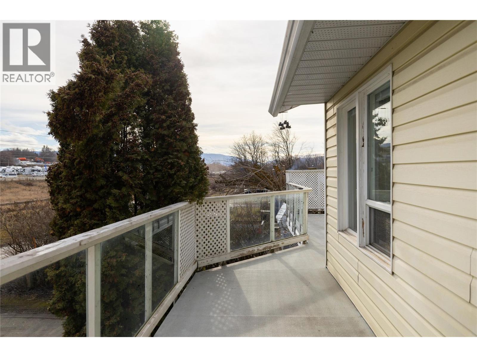 6292 Stickle Road, Vernon, British Columbia  V1B 3R2 - Photo 25 - 10375900