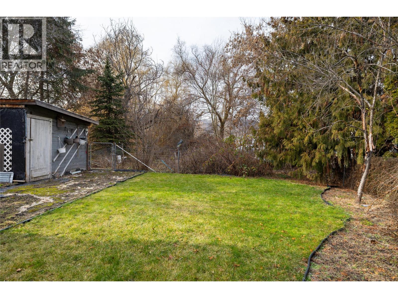 6292 Stickle Road, Vernon, British Columbia  V1B 3R2 - Photo 6 - 10375900