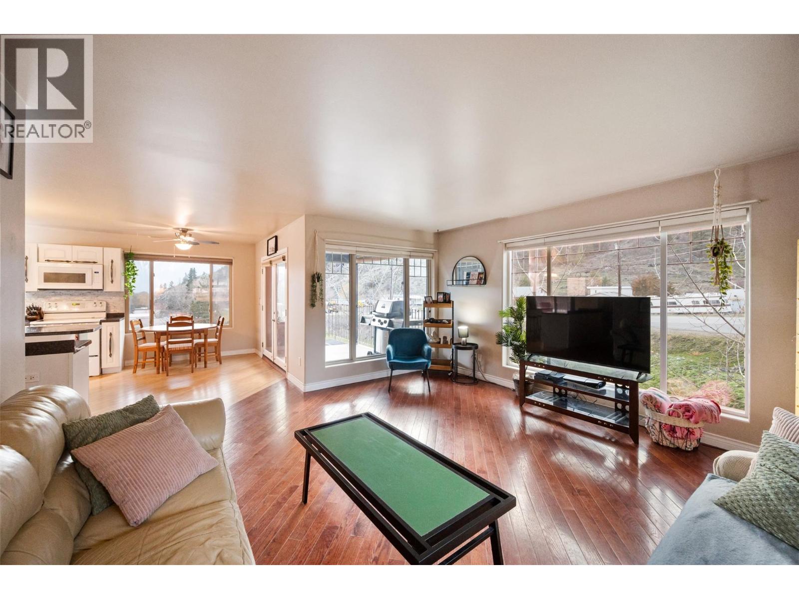 1436 Main Street, Keremeos, British Columbia  V0X 1N6 - Photo 10 - 10375895