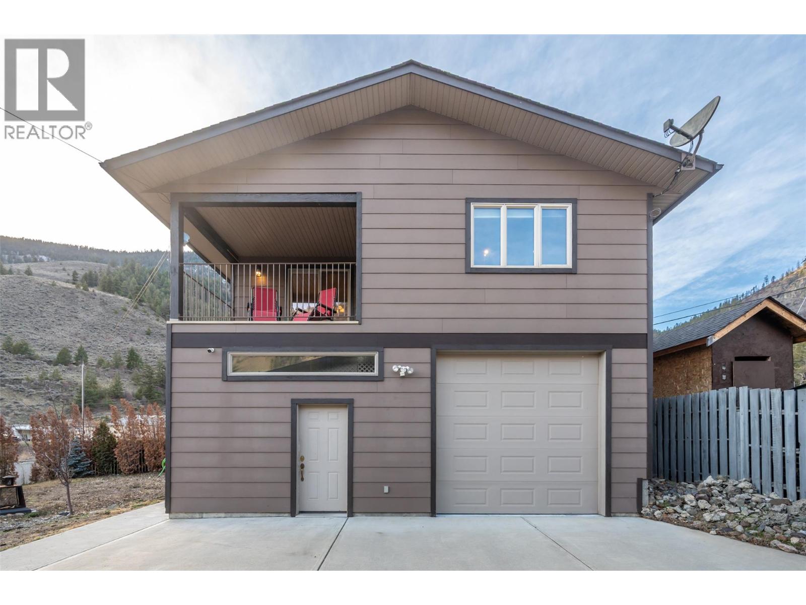 1436 Main Street, Keremeos, British Columbia  V0X 1N6 - Photo 2 - 10375895