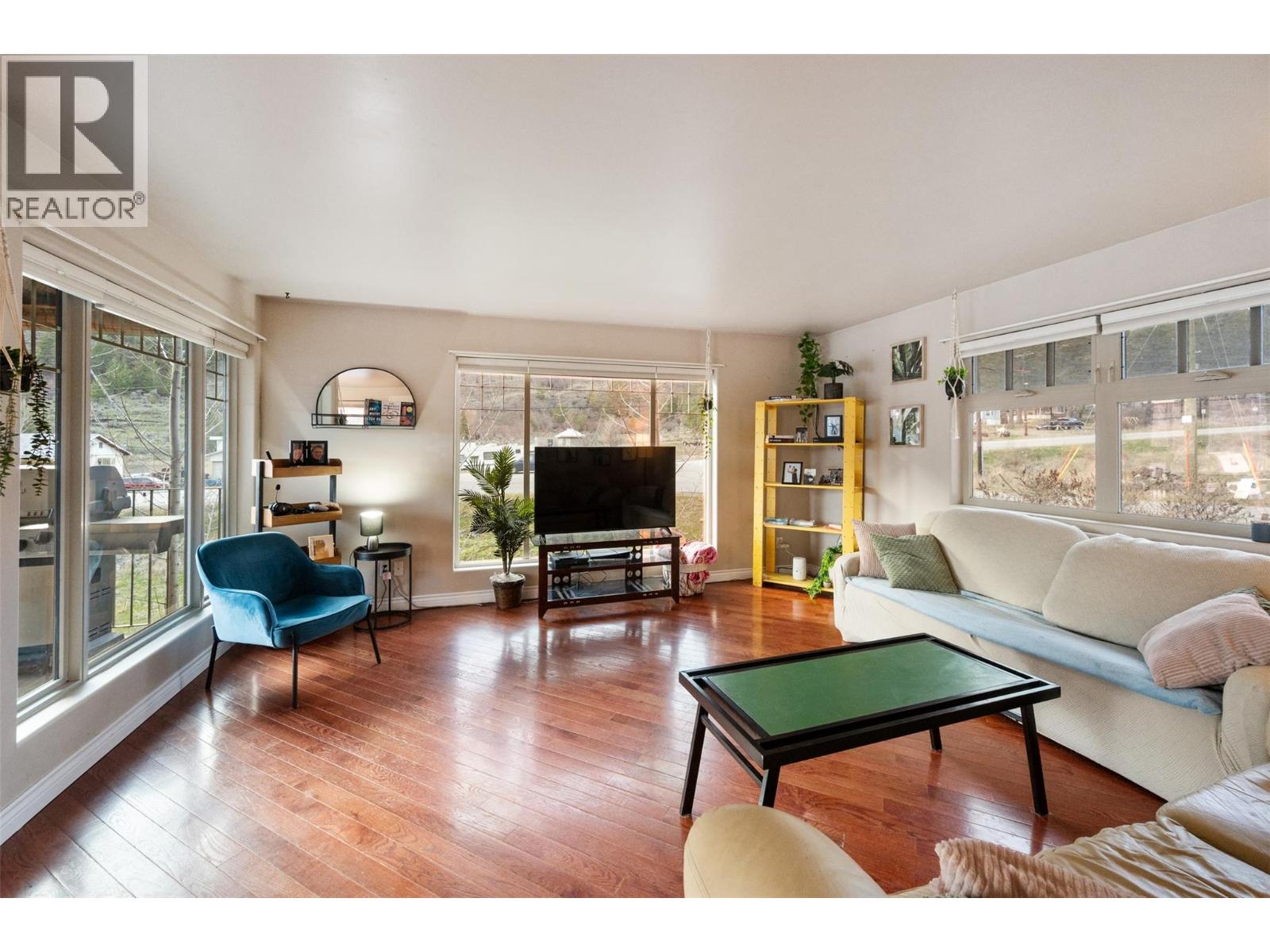 1436 Main Street, Keremeos, British Columbia  V0X 1N6 - Photo 6 - 10375895