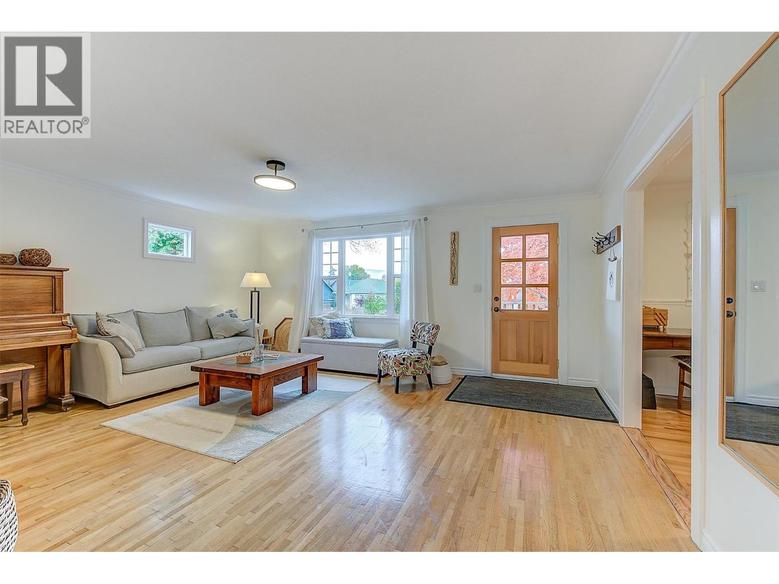 640 Roanoke Avenue, Kelowna, British Columbia  V1Y 7K8 - Photo 10 - 10375866