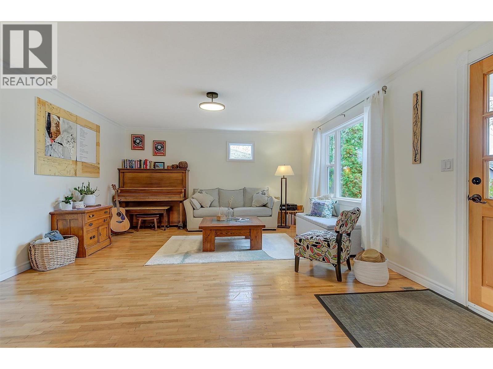 640 Roanoke Avenue, Kelowna, British Columbia  V1Y 7K8 - Photo 11 - 10375866