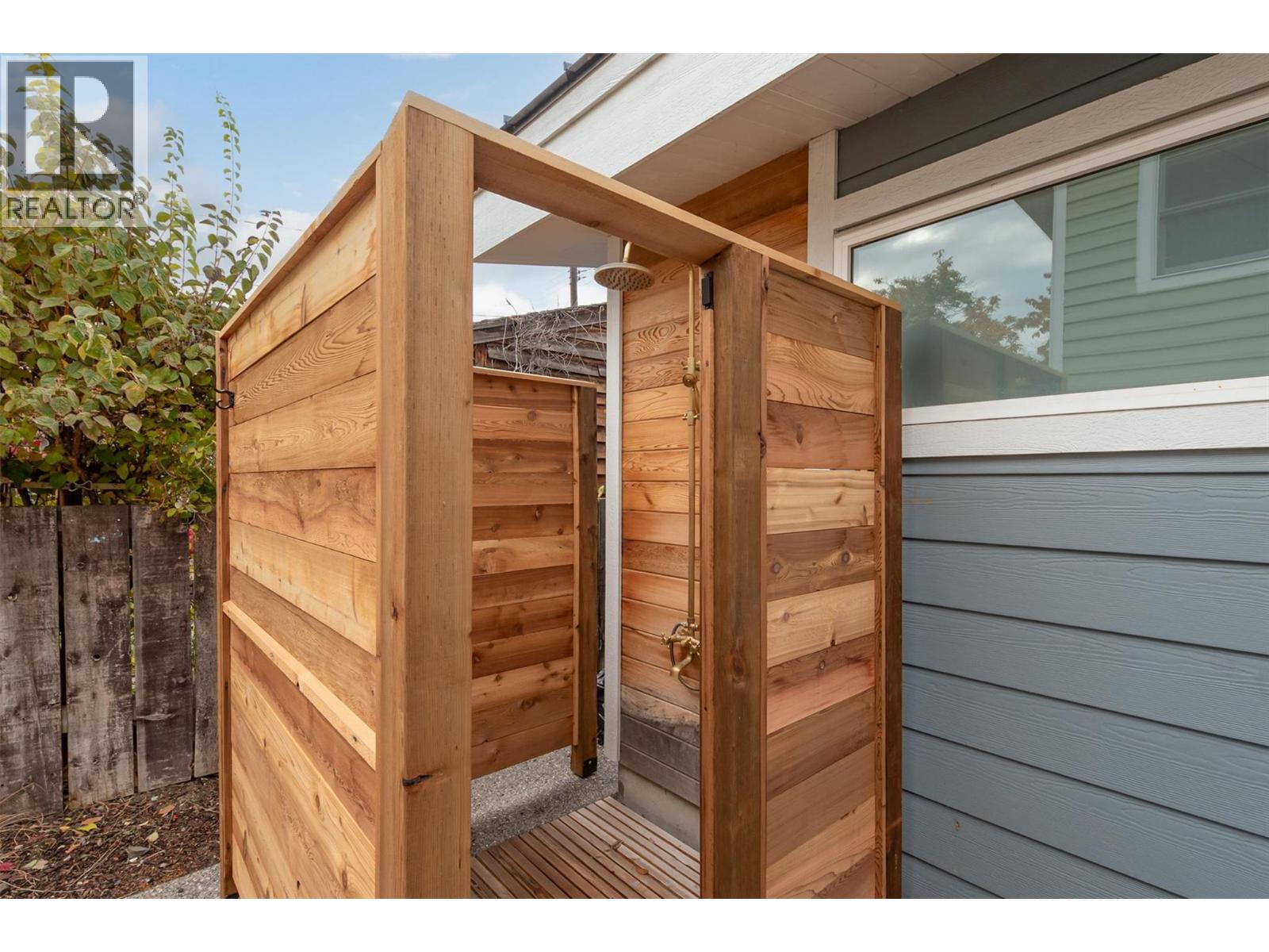 640 Roanoke Avenue, Kelowna, British Columbia  V1Y 7K8 - Photo 53 - 10375866