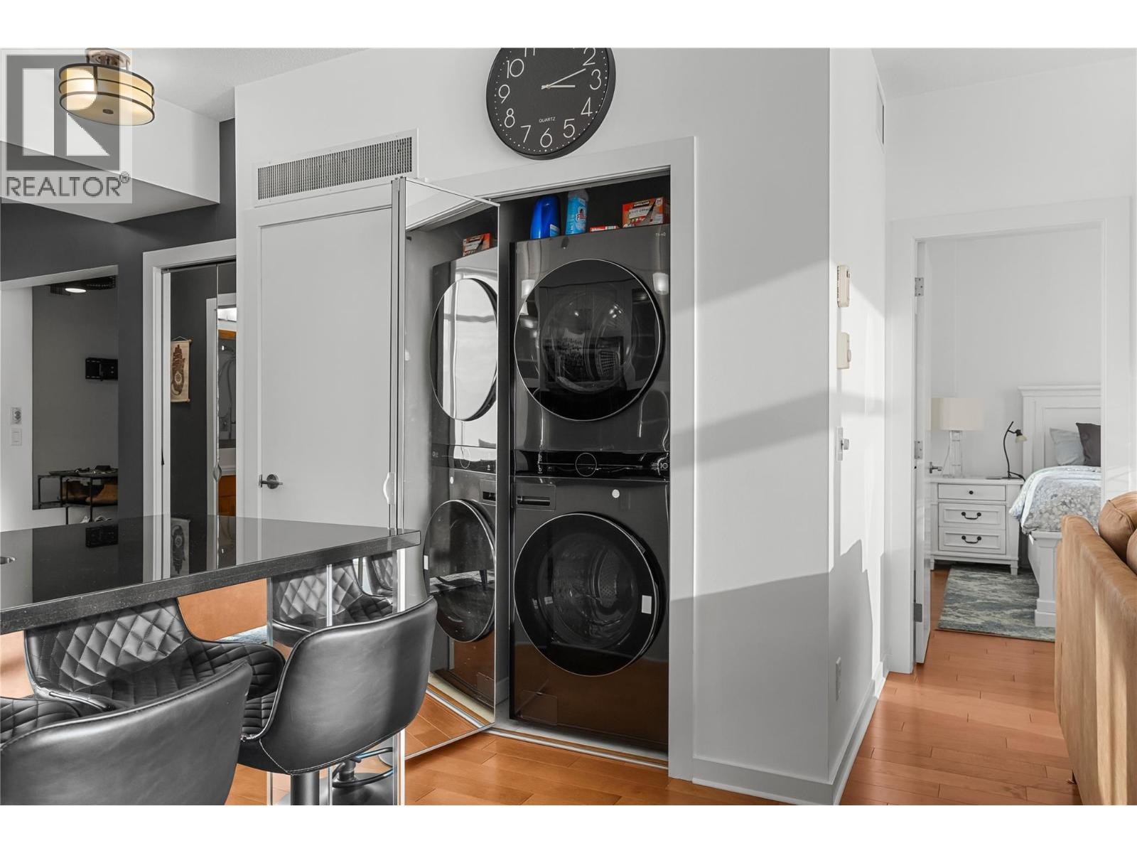 1075 Sunset Drive Unit# 2107, Kelowna, British Columbia  V1Y 9Y9 - Photo 10 - 10375719