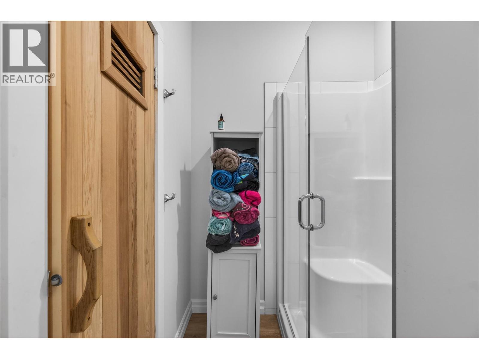 2715 Golf Course Drive Unit# #6, Blind Bay, British Columbia  V0E 1H1 - Photo 45 - 10375170