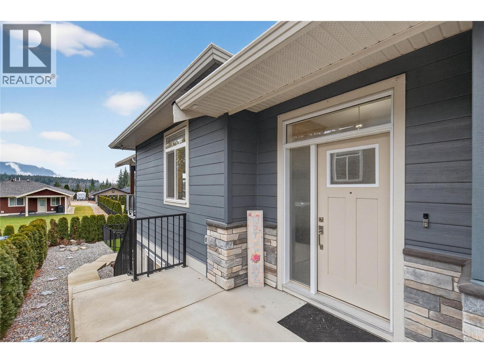 2715 Golf Course Drive Unit# #6, Blind Bay, British Columbia  V0E 1H1 - Photo 50 - 10375170