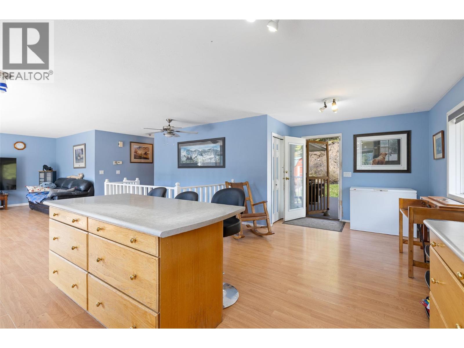 7114 Goshawk Road, Kelowna, British Columbia  V1P 1H9 - Photo 14 - 10375742