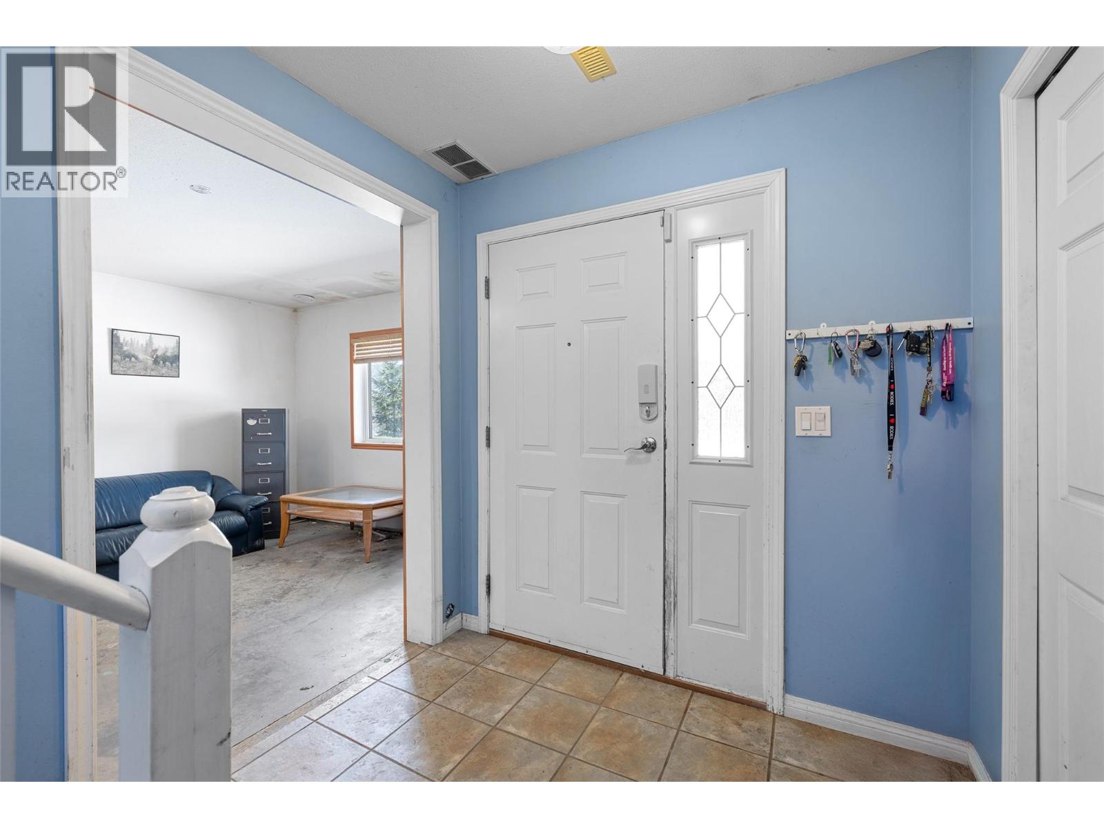 7114 Goshawk Road, Kelowna, British Columbia  V1P 1H9 - Photo 21 - 10375742