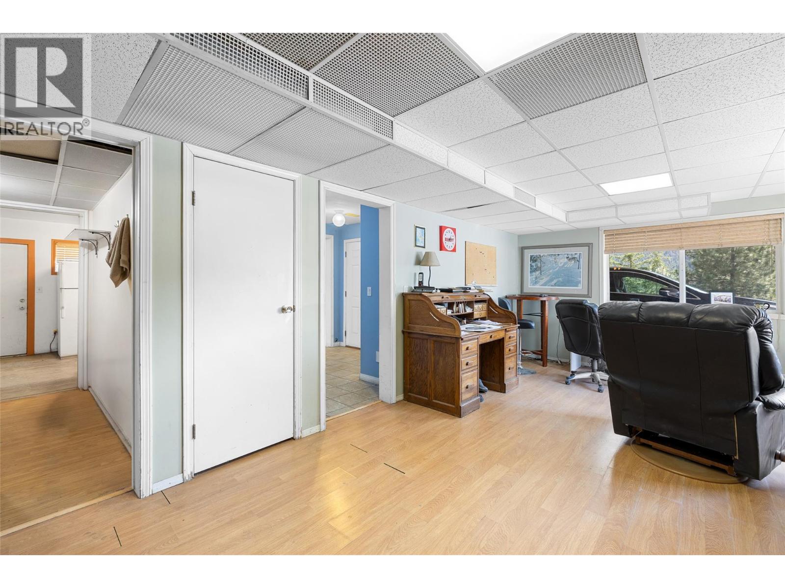 7114 Goshawk Road, Kelowna, British Columbia  V1P 1H9 - Photo 36 - 10375742