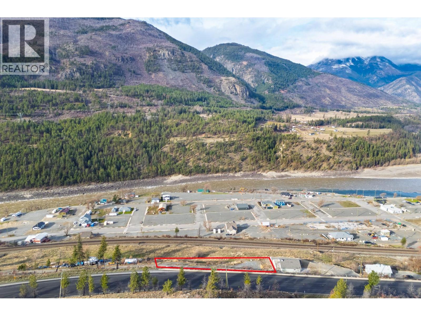 321 Old Trans Canada Highway, Lytton, British Columbia  V0K 1Z0 - Photo 2 - 10375123
