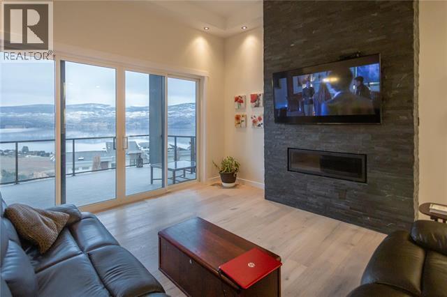 1534 Gregory Road, West Kelowna, British Columbia  V4T 2V7 - Photo 2 - 10375910