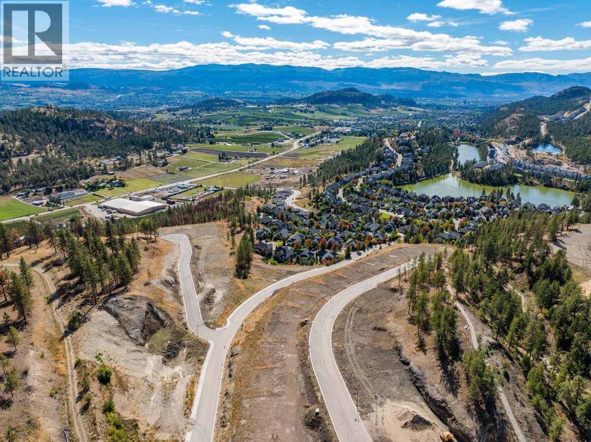 1432 Whistling Pine Place, Kelowna, British Columbia  V1V 0J3 - Photo 6 - 10375916