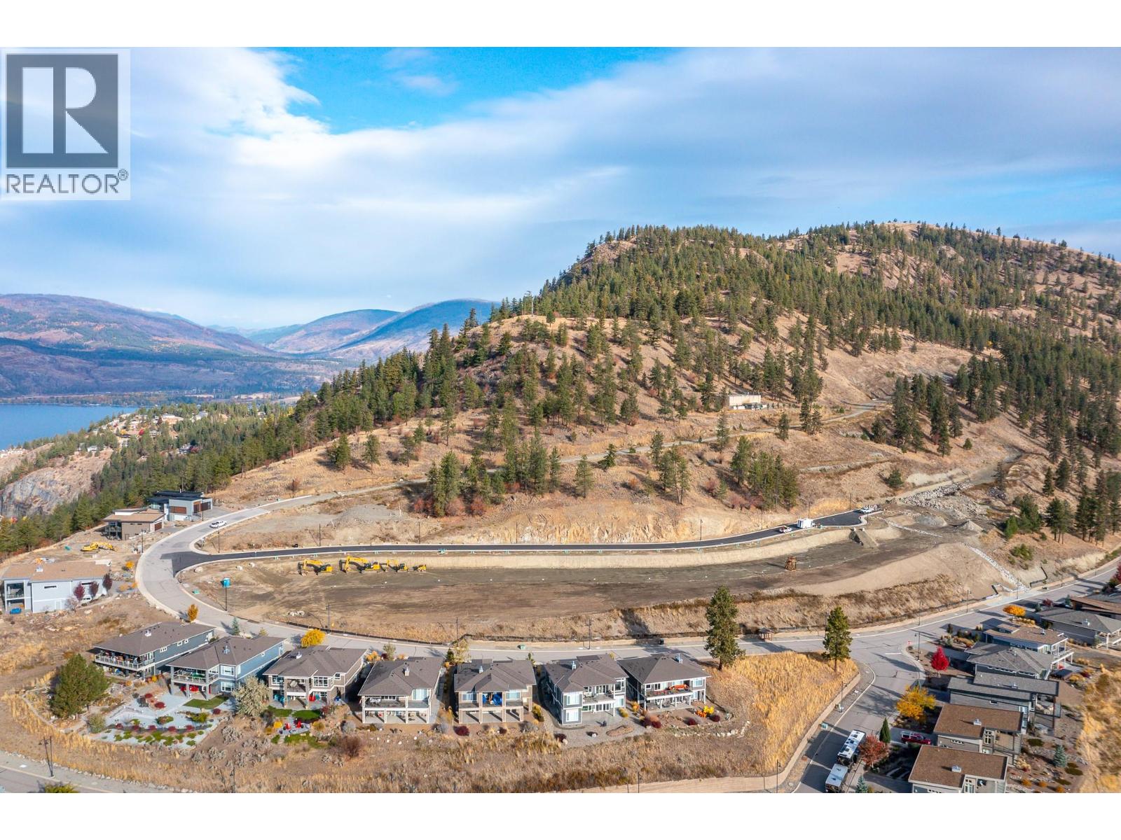 9228 Morning Glory Place, Vernon, British Columbia  V1H 0B6 - Photo 12 - 10375641