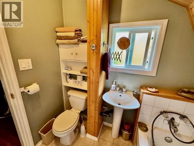 7812 6 Highway, Fauquier, British Columbia  V0G 1K0 - Photo 23 - 10369058