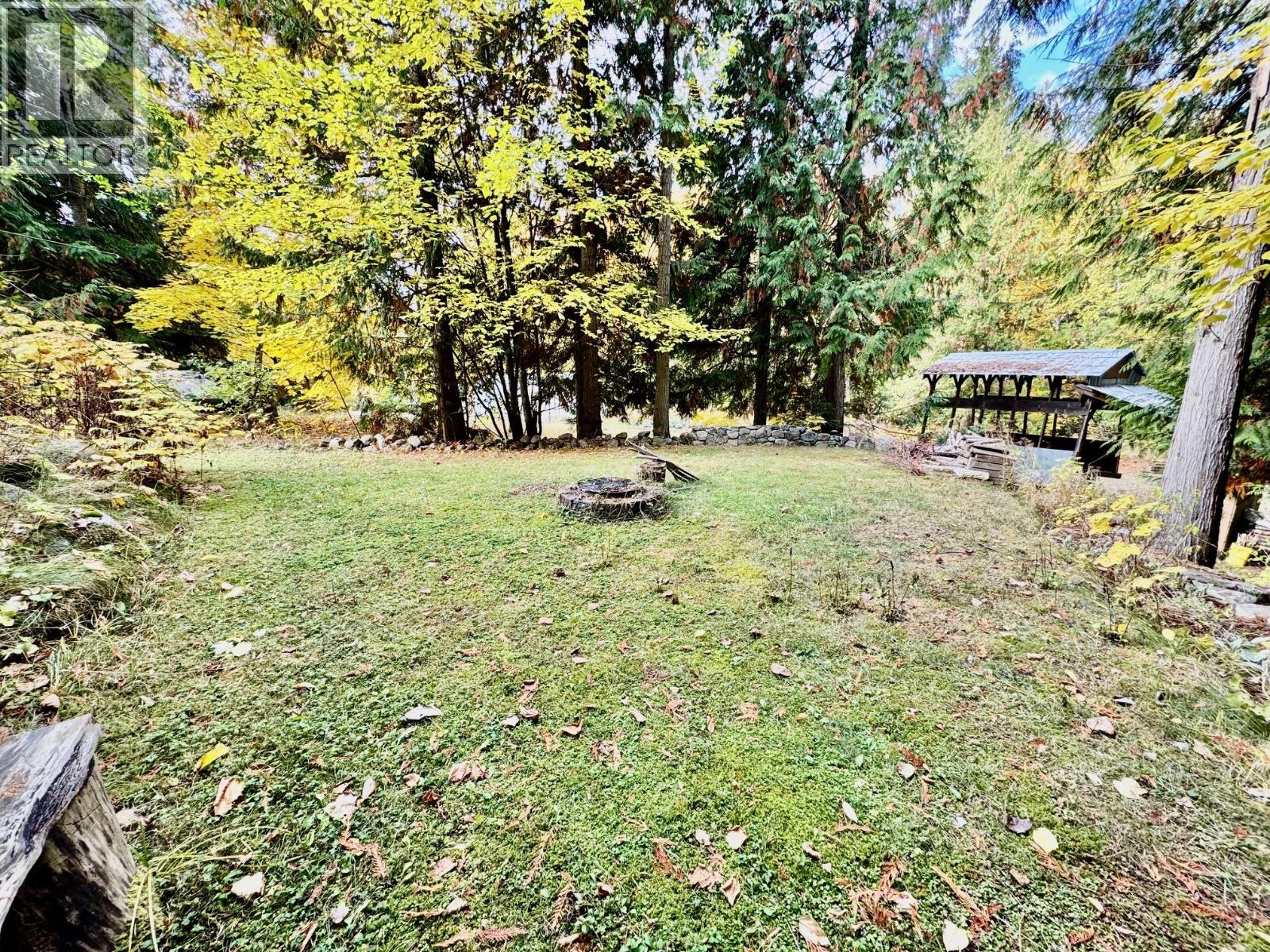 7812 6 Highway, Fauquier, British Columbia  V0G 1K0 - Photo 30 - 10369058