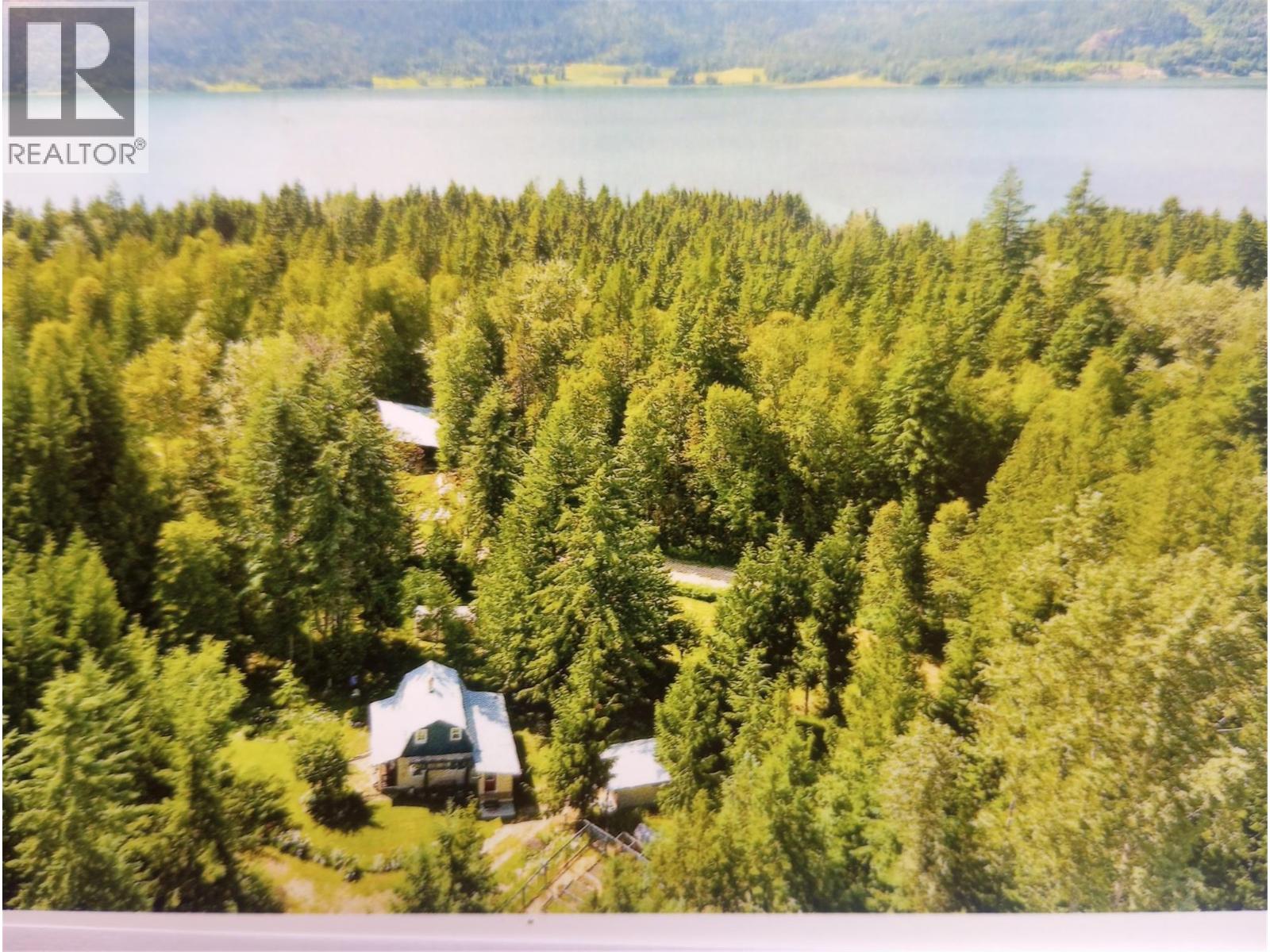 7812 6 Highway, Fauquier, British Columbia  V0G 1K0 - Photo 52 - 10369058