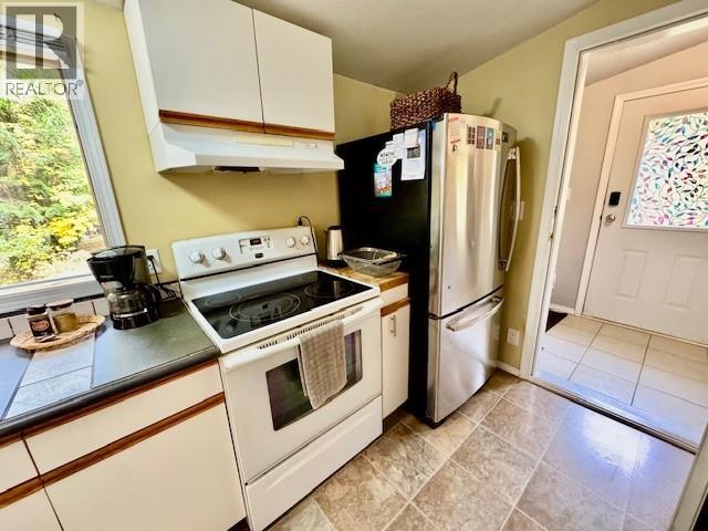 7812 6 Highway, Fauquier, British Columbia  V0G 1K0 - Photo 7 - 10369058