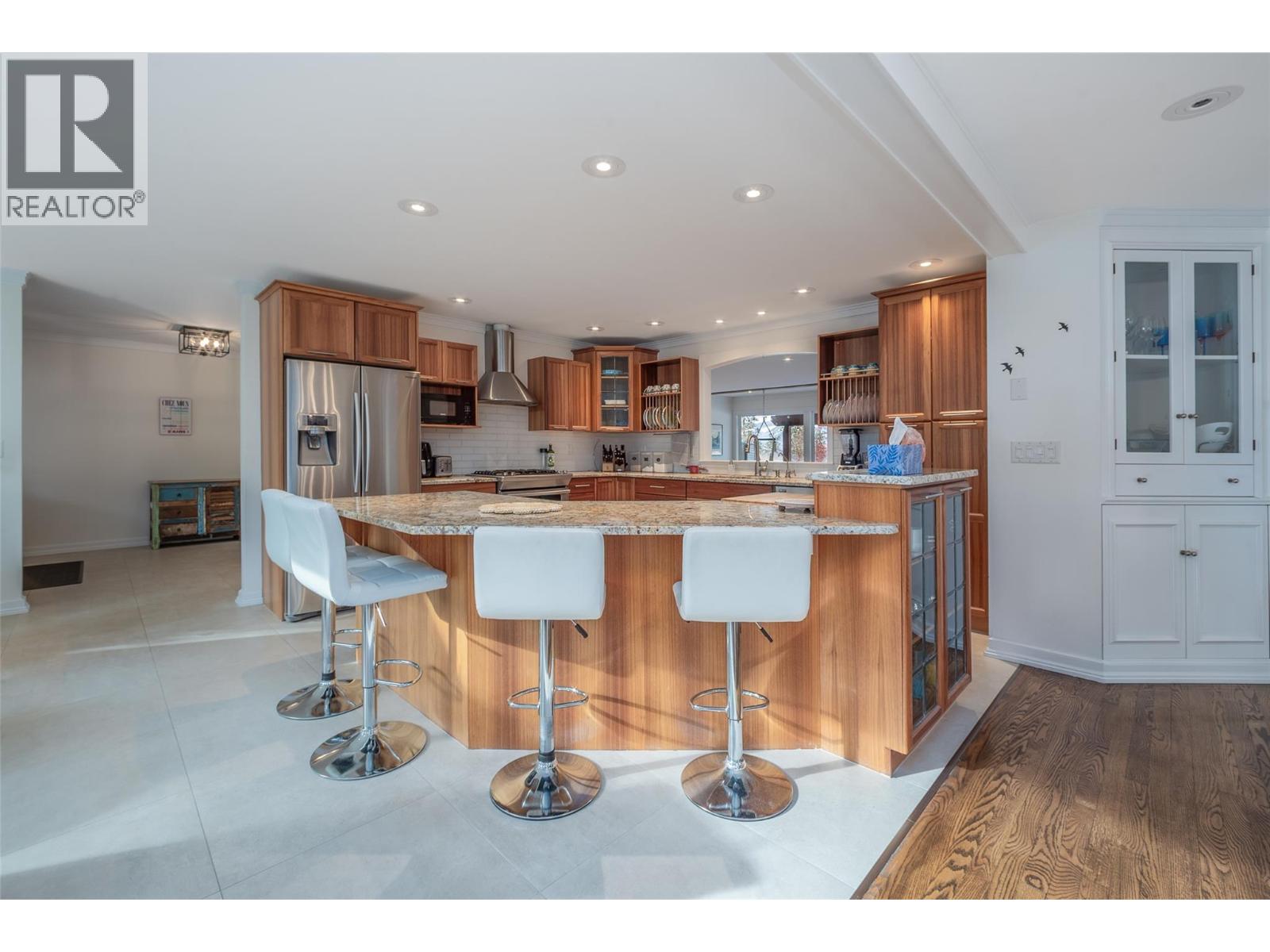 514 Hawes Court, Kelowna, British Columbia  V1W 5C5 - Photo 6 - 10375500