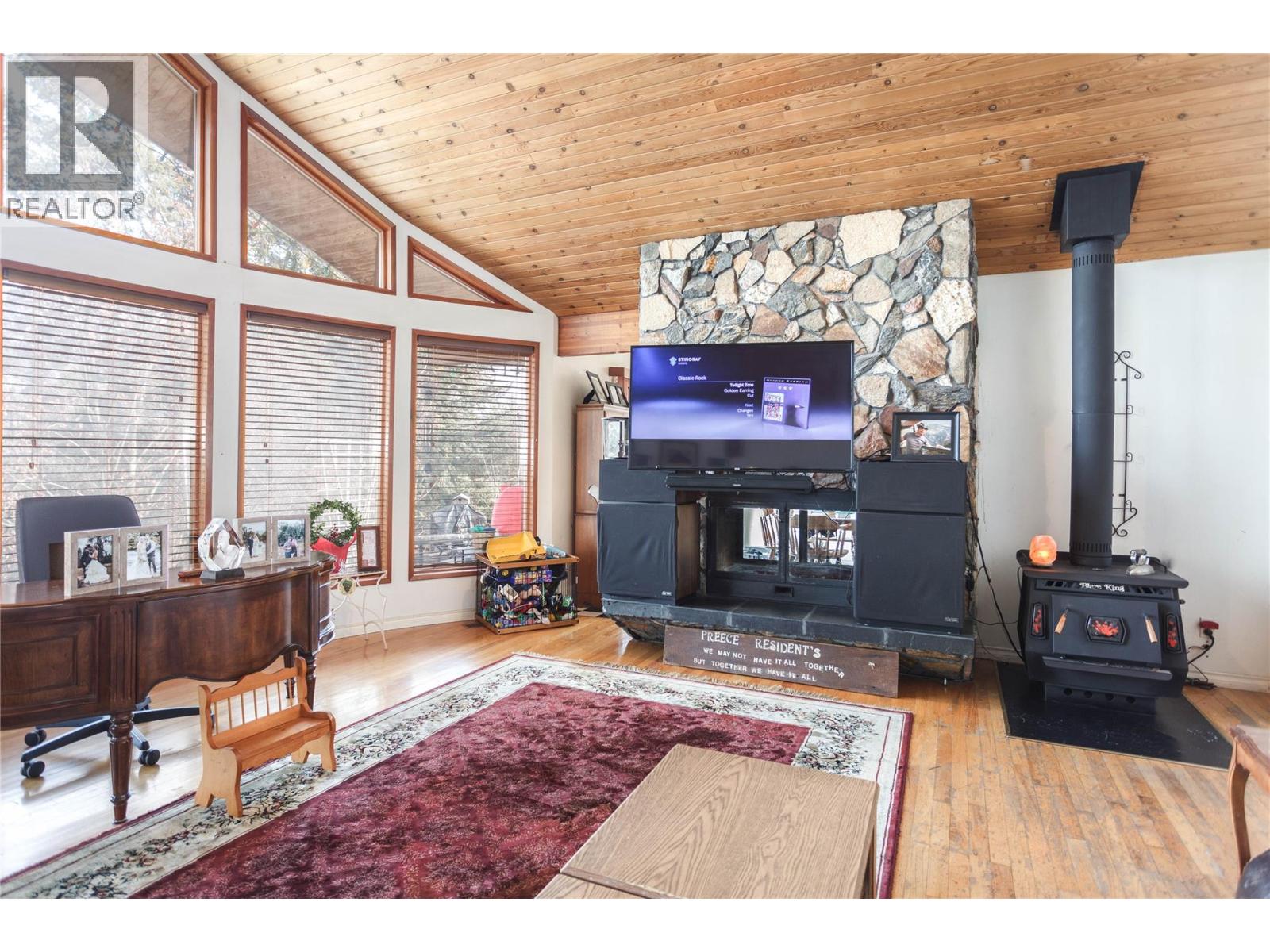 164 Cliffview Drive, Enderby, British Columbia  V4Y 4C1 - Photo 5 - 10375312