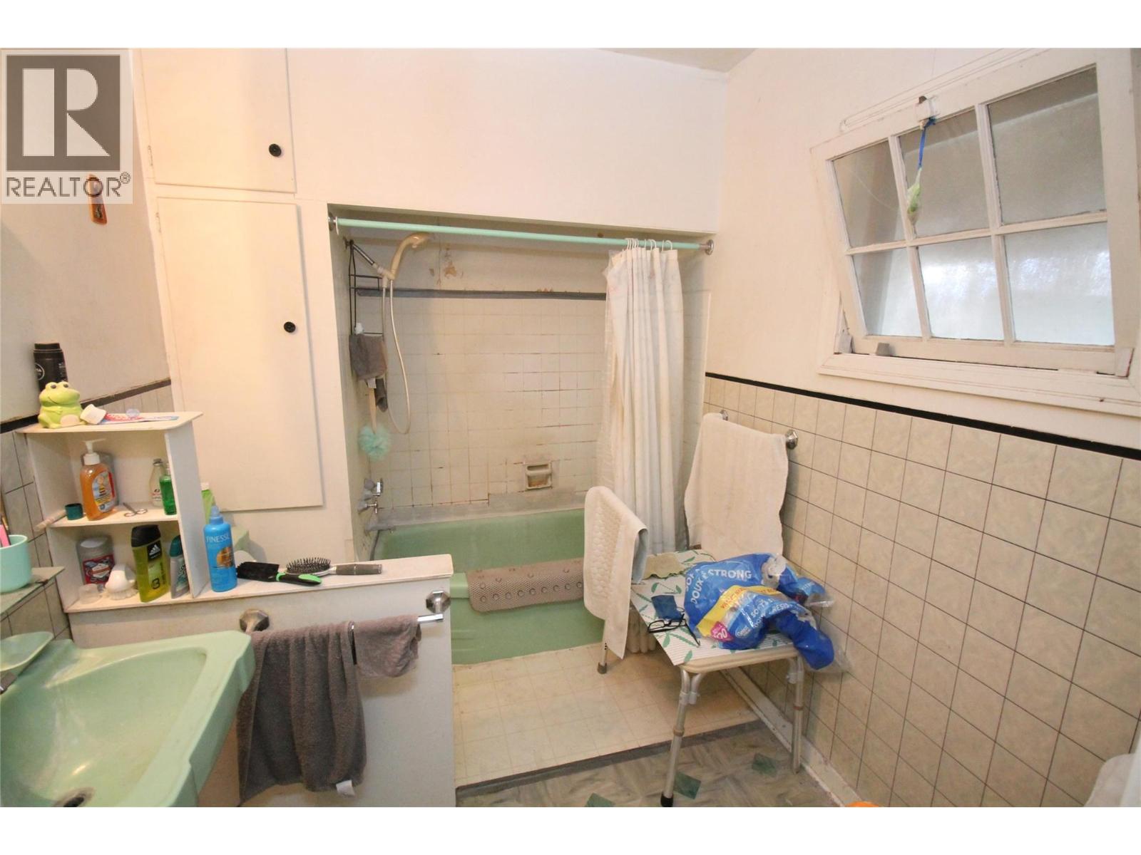 910 Boothe Road, Naramata, British Columbia  V0H 1N1 - Photo 18 - 10375919