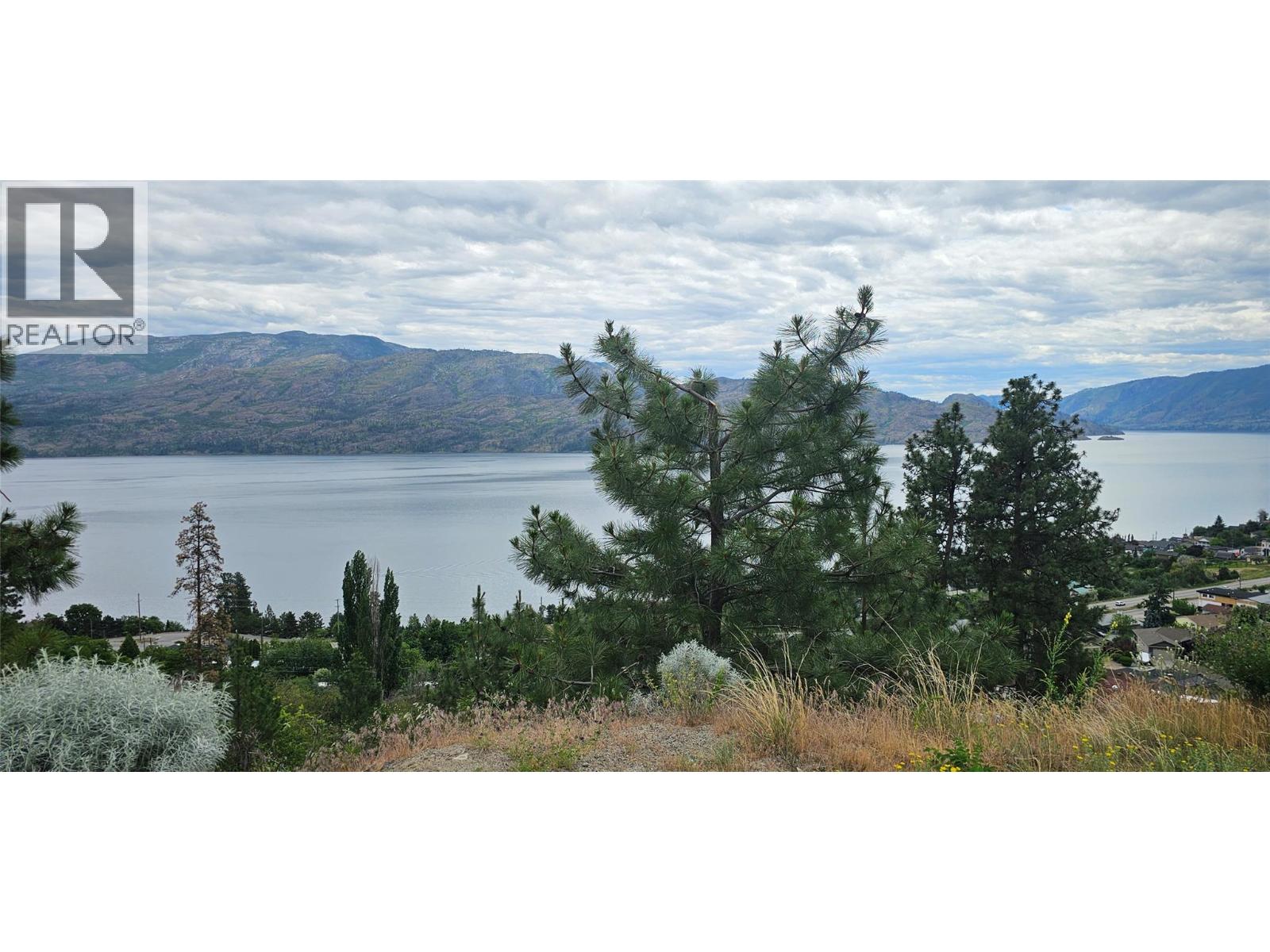 5165 Macneill Court, Peachland, British Columbia  V0H 1X2 - Photo 1 - 10375694