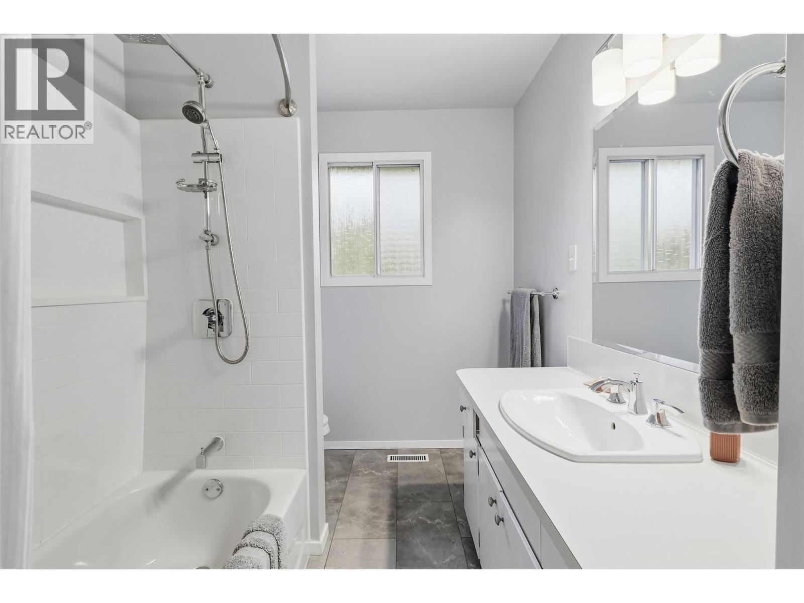 748 Morven Drive, Kamloops, British Columbia  V2B 7T8 - Photo 20 - 10375546