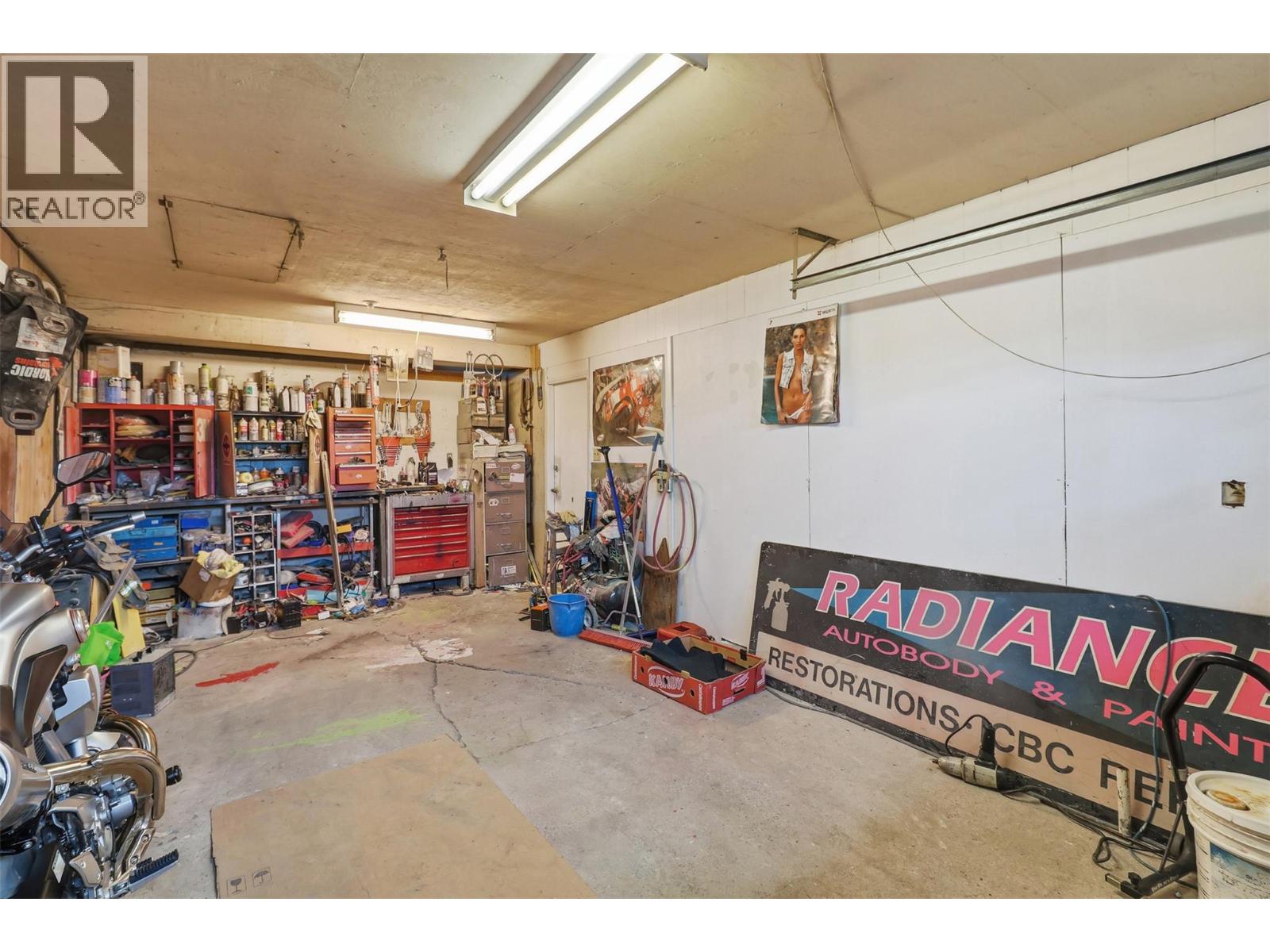 748 Morven Drive, Kamloops, British Columbia  V2B 7T8 - Photo 36 - 10375546