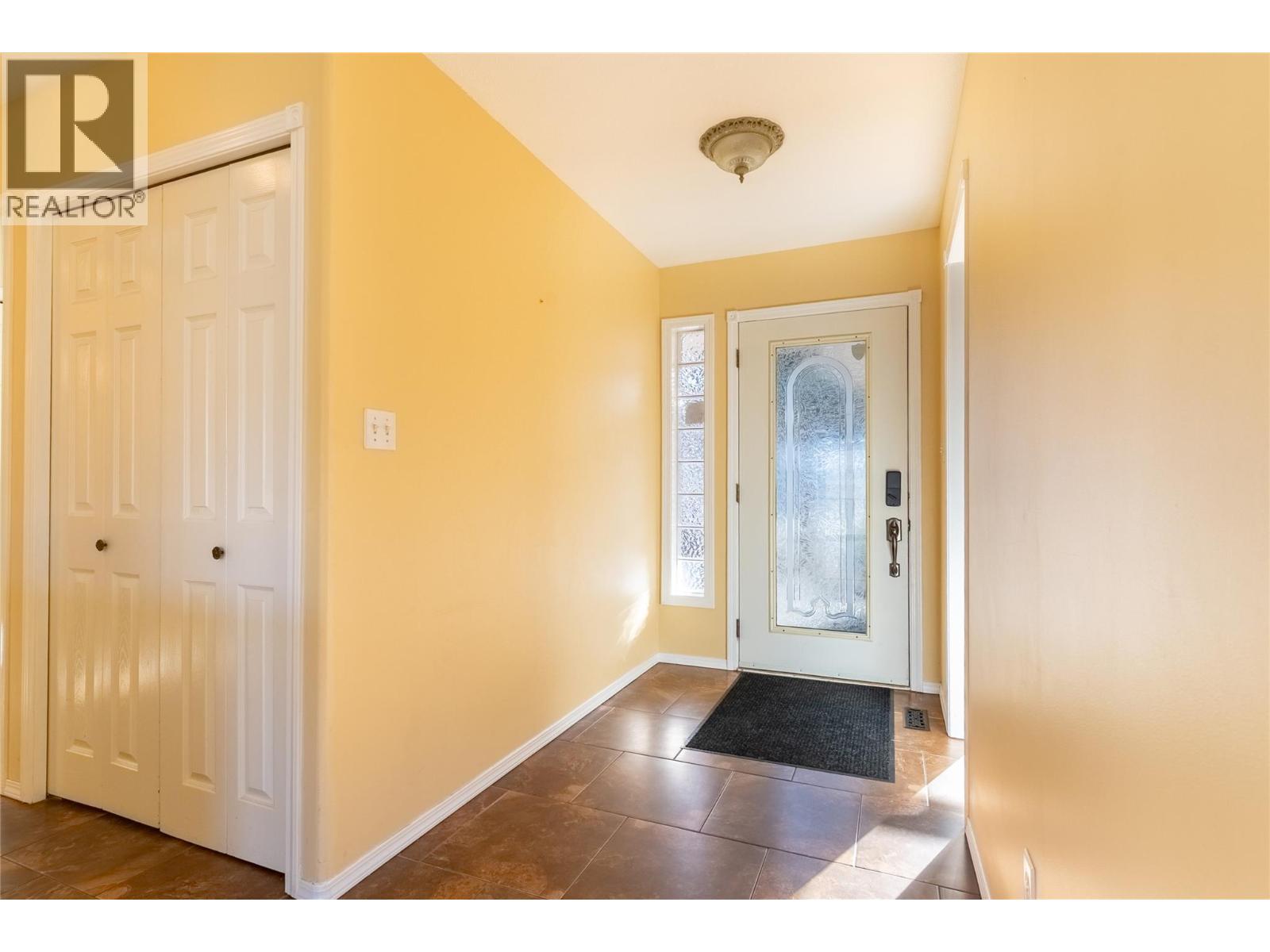 1230 Vista Heights Drive, Ashcroft, British Columbia  V0K 1A0 - Photo 4 - 10375929