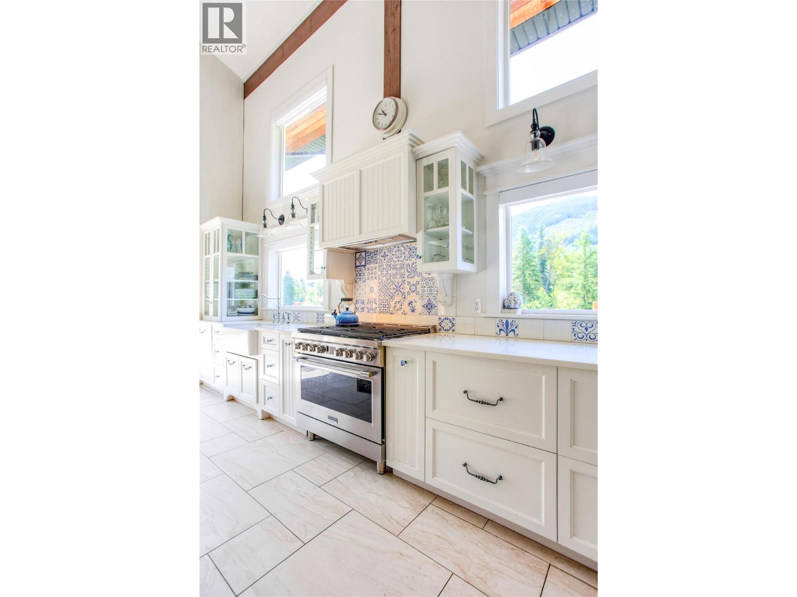 3290 Little Slocan South Road, Winlaw, British Columbia  V0G 2J0 - Photo 12 - 10375666