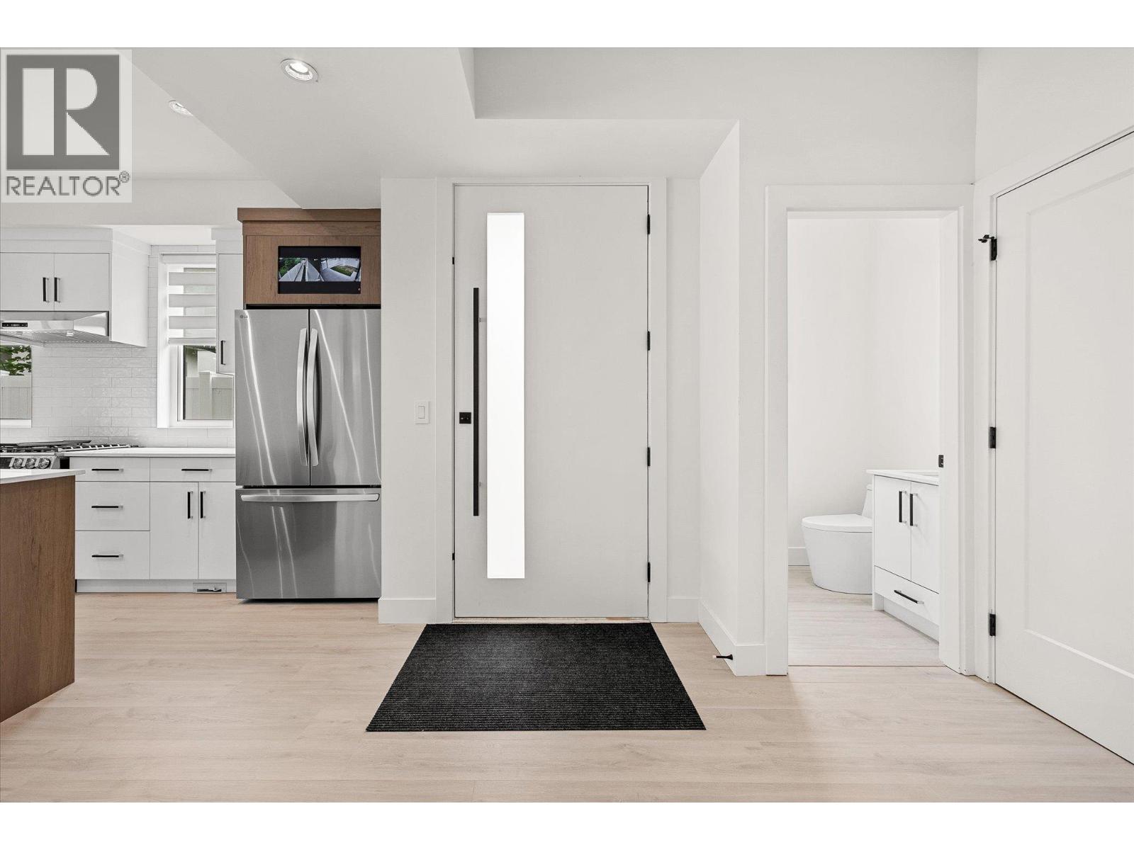 840 Grenfell Avenue Unit# 3, Kelowna, British Columbia  V1Y 5J4 - Photo 3 - 10375781