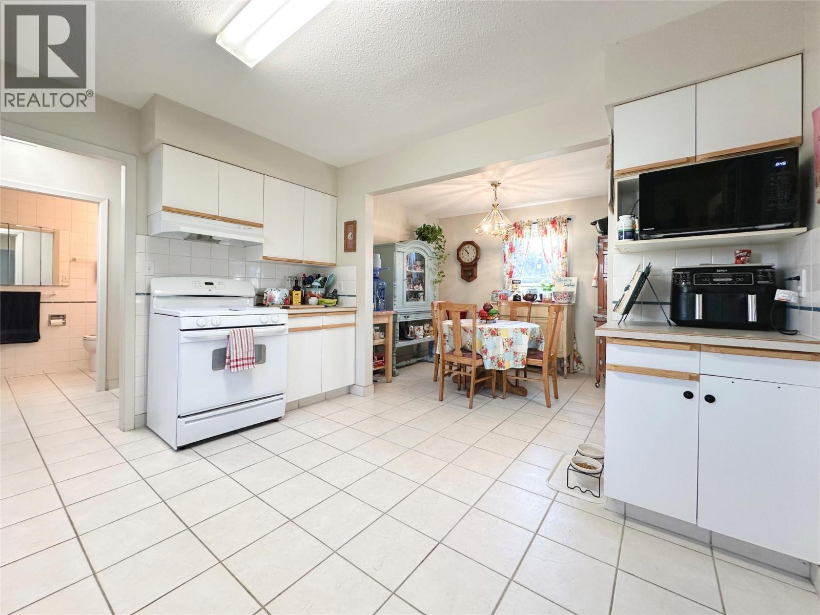 8711 78th Avenue, Osoyoos, British Columbia  V0H 1V0 - Photo 13 - 10375847