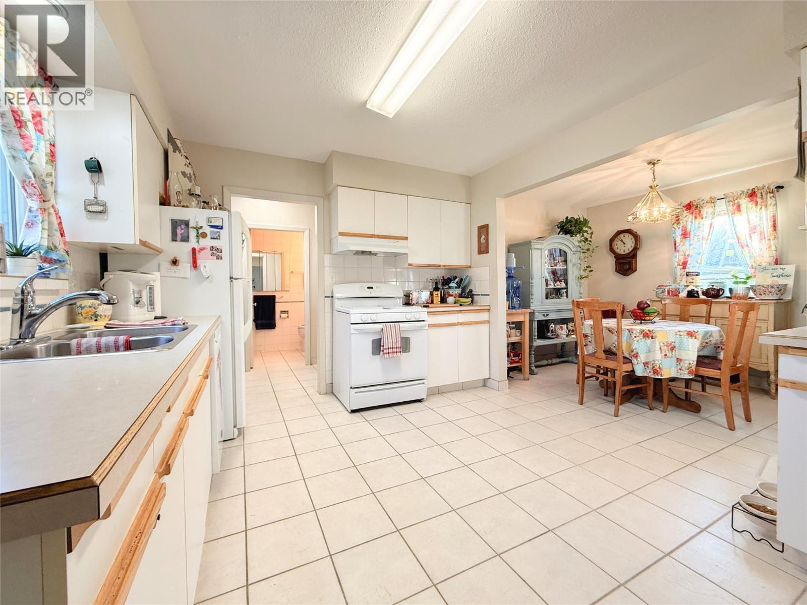 8711 78th Avenue, Osoyoos, British Columbia  V0H 1V0 - Photo 9 - 10375847