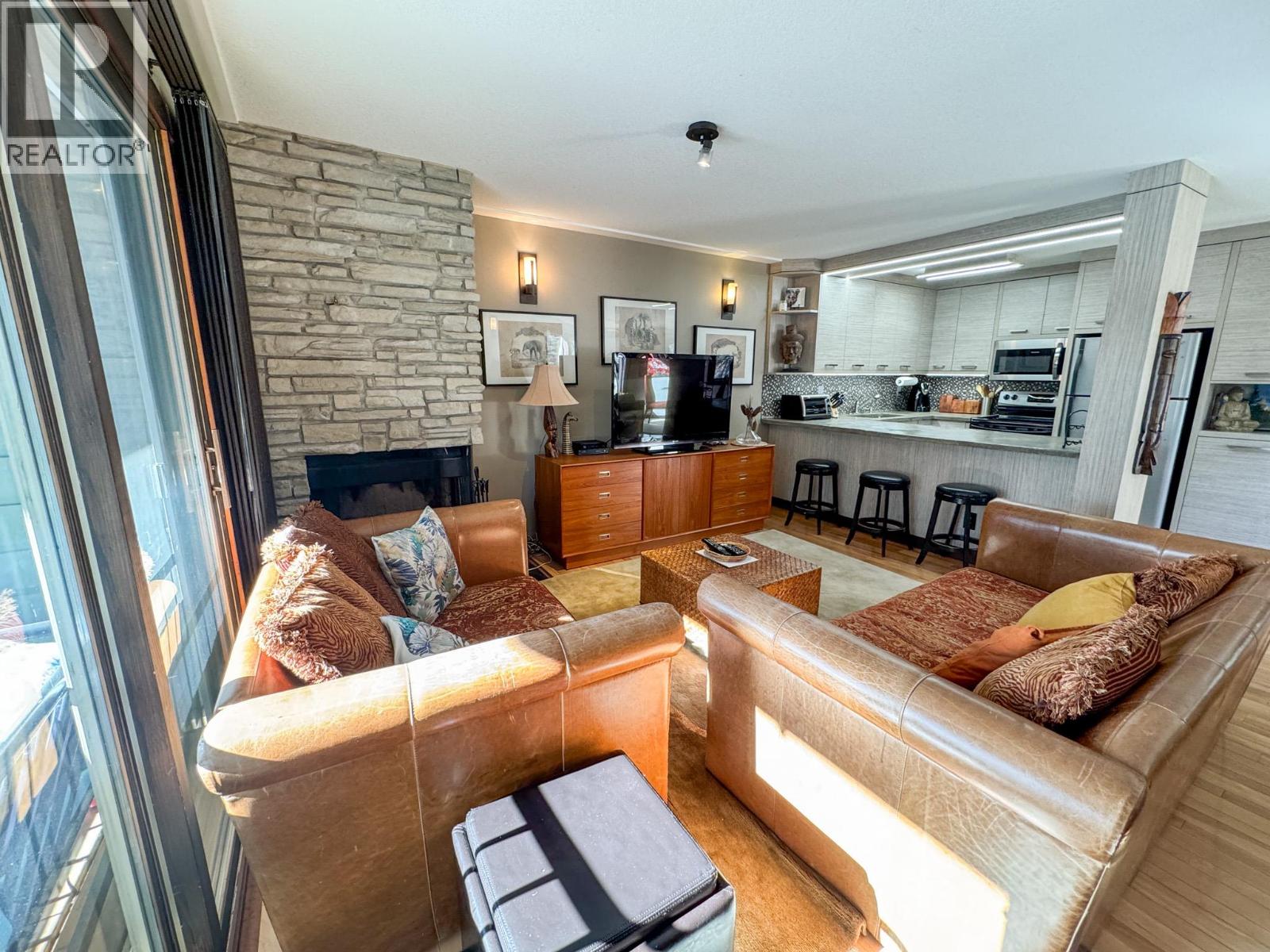 1492 Akiskinook Road Unit# 1, Windermere, British Columbia  V0B 2L1 - Photo 2 - 10375662