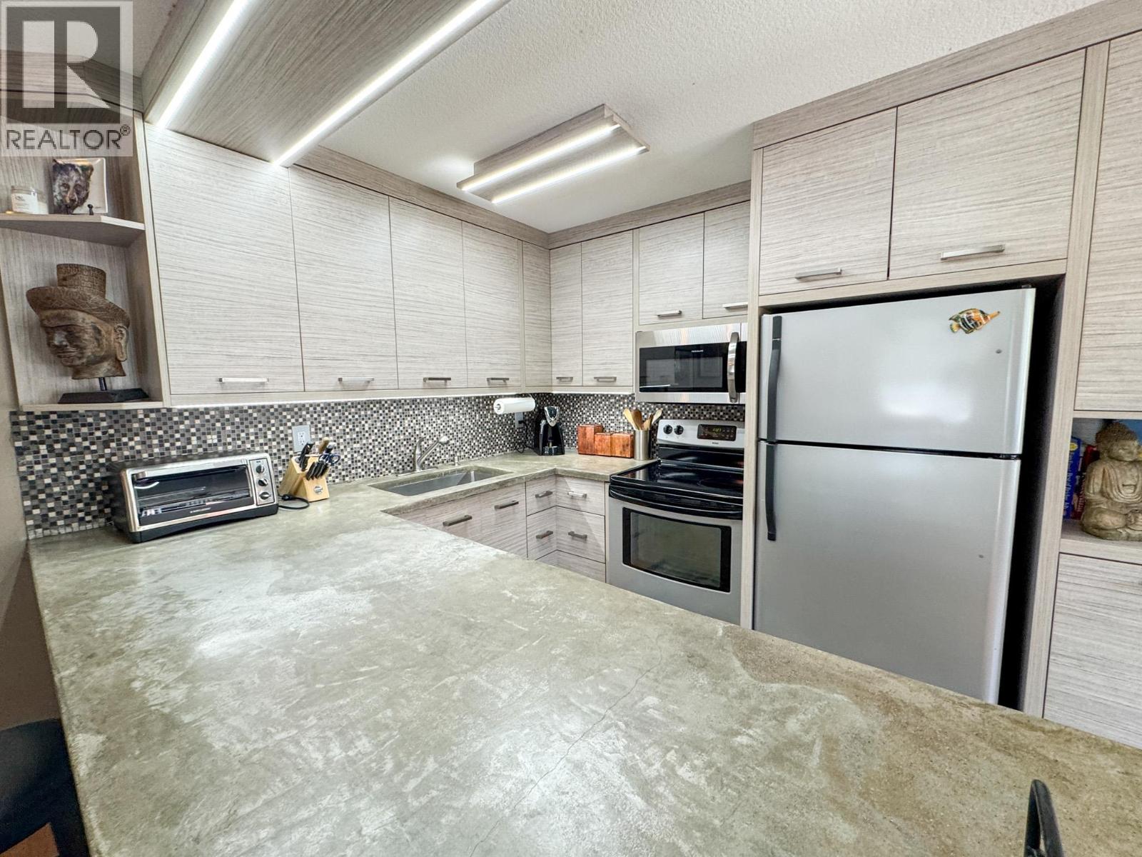 1492 Akiskinook Road Unit# 1, Windermere, British Columbia  V0B 2L1 - Photo 8 - 10375662