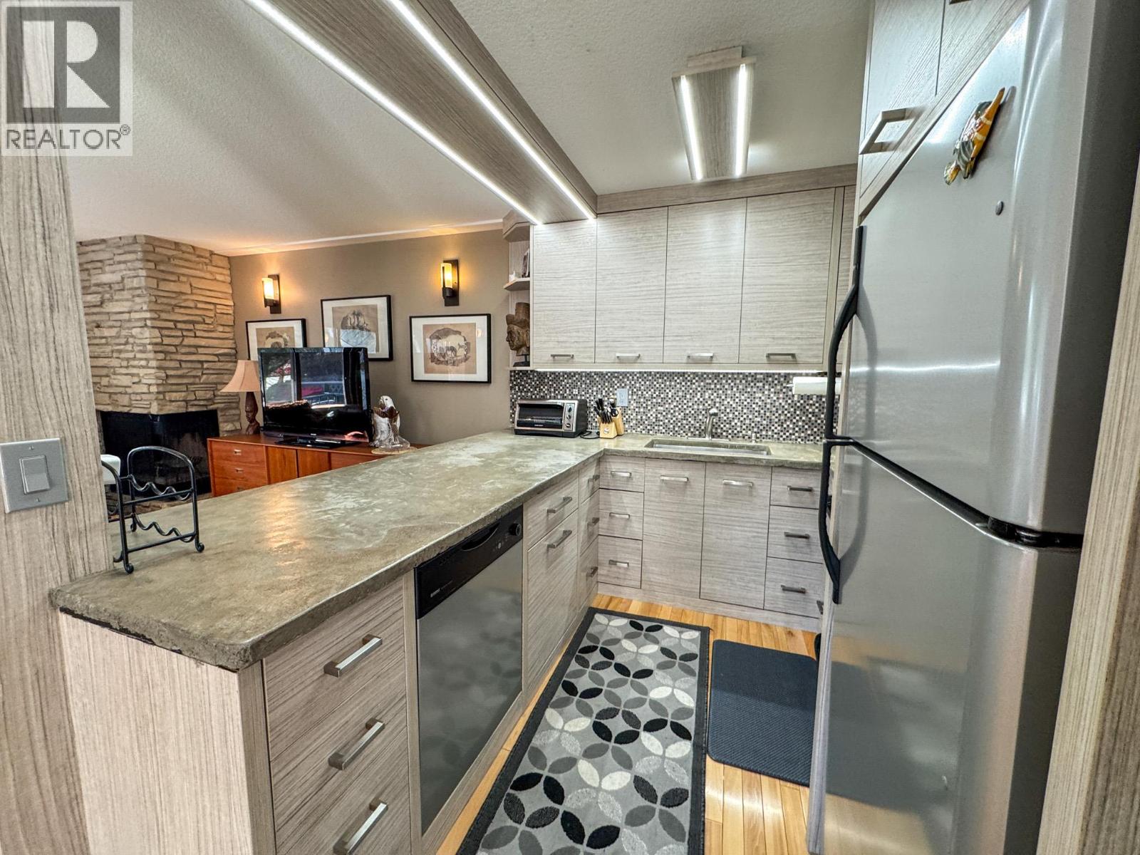 1492 Akiskinook Road Unit# 1, Windermere, British Columbia  V0B 2L1 - Photo 9 - 10375662