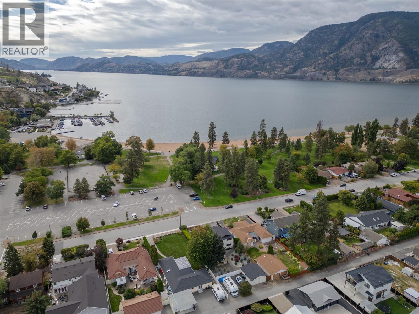127 Elm Avenue, Penticton, British Columbia  V2A 3W1 - Photo 1 - 10375944