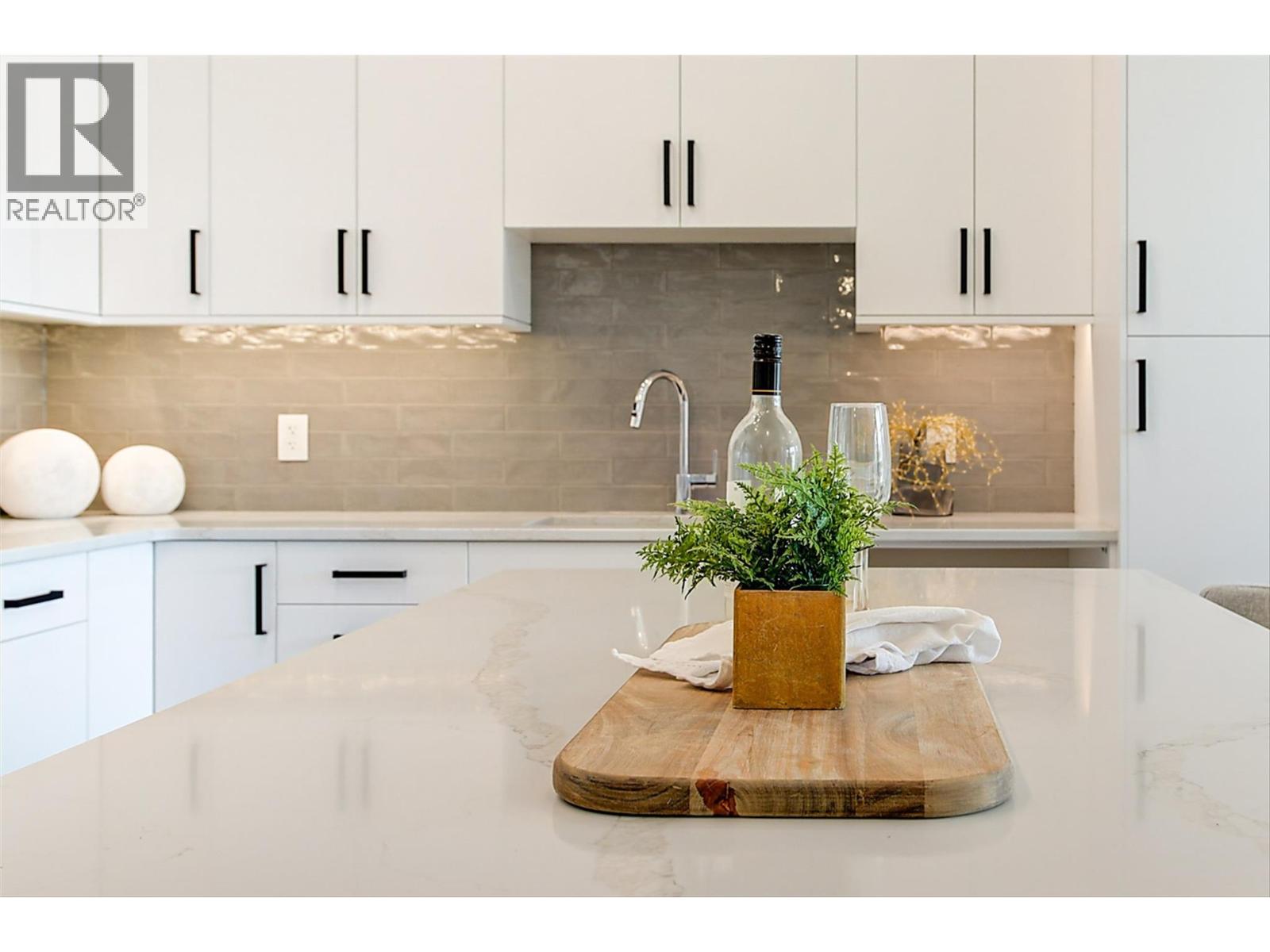 732 Coopland Crescent Unit# 1, Kelowna, British Columbia  V1Y 2V1 - Photo 17 - 10375600